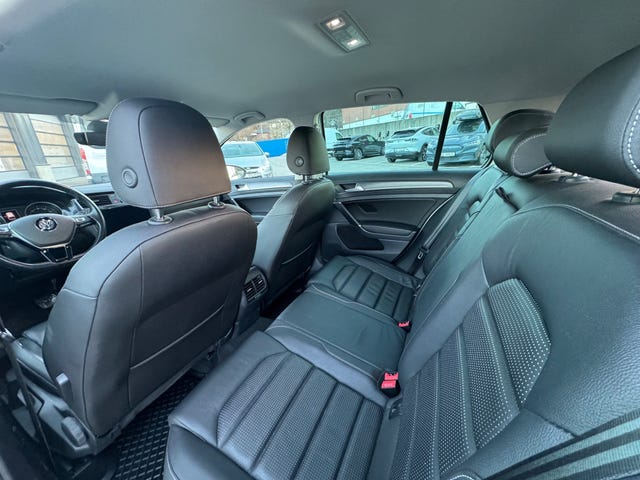 2018 VOLKSWAGEN GOLF - 11