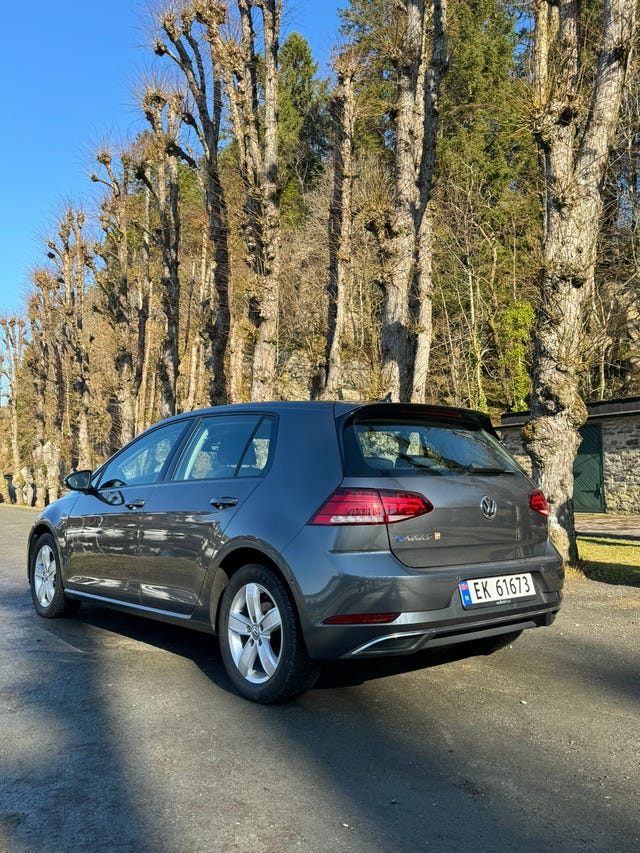 2018 VOLKSWAGEN GOLF - 12