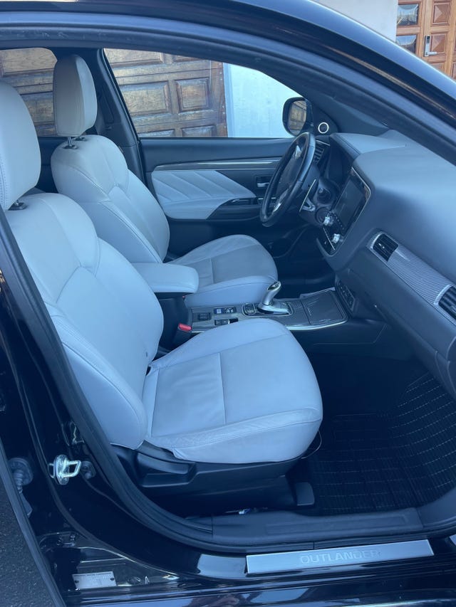 JMBXDGG3WLZ010520 2020 MITSUBISHI OUTLANDER-5
