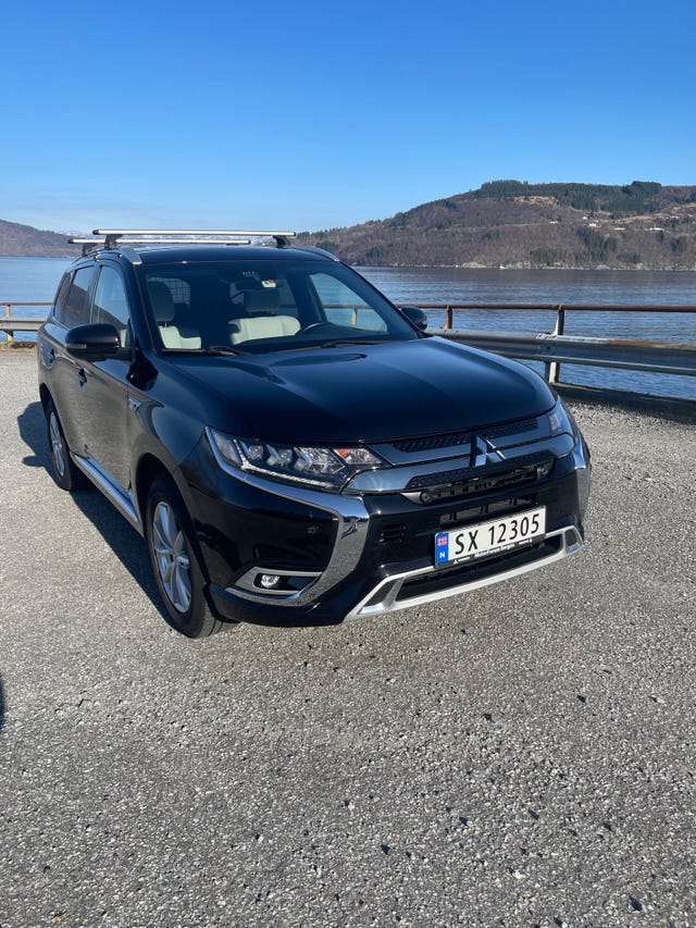 JMBXDGG3WLZ010520 2020 MITSUBISHI OUTLANDER-1