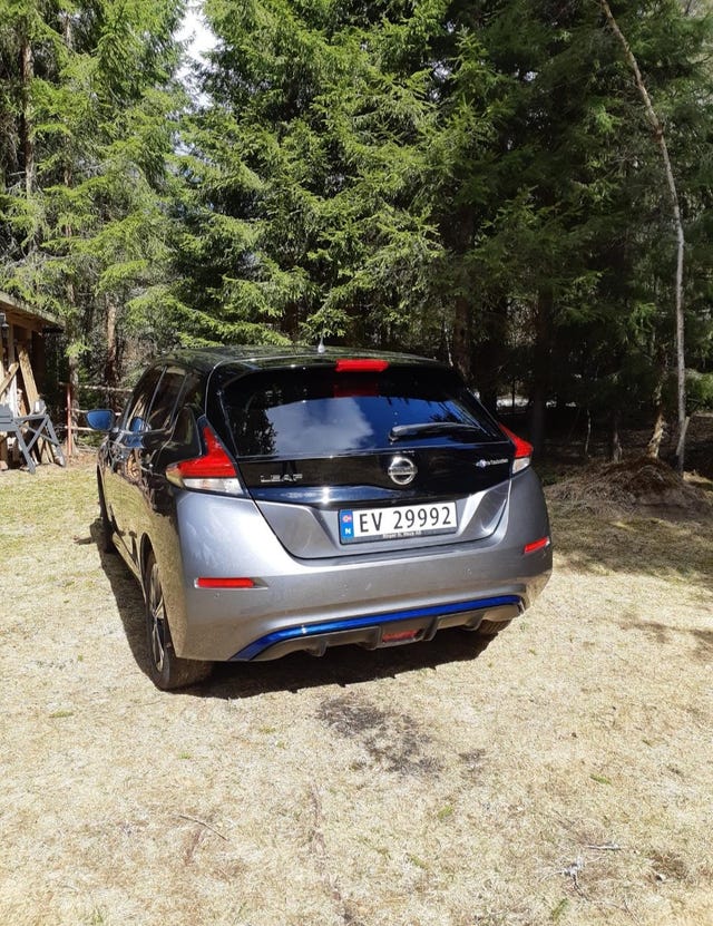 SJNFAAZE1U0039525 2018 NISSAN LEAF-2