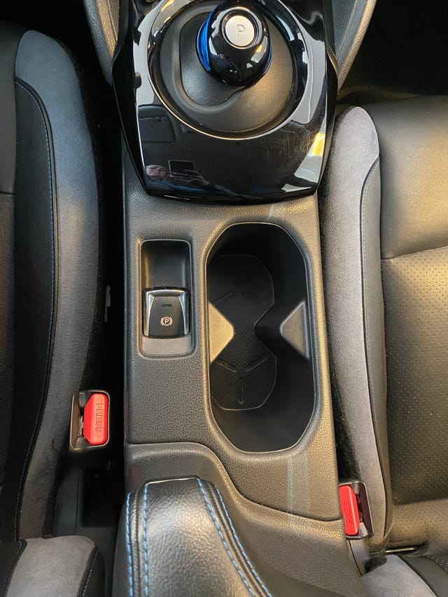 2020 NISSAN LEAF - 17