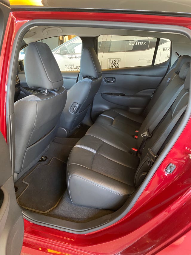 2020 NISSAN LEAF - 22