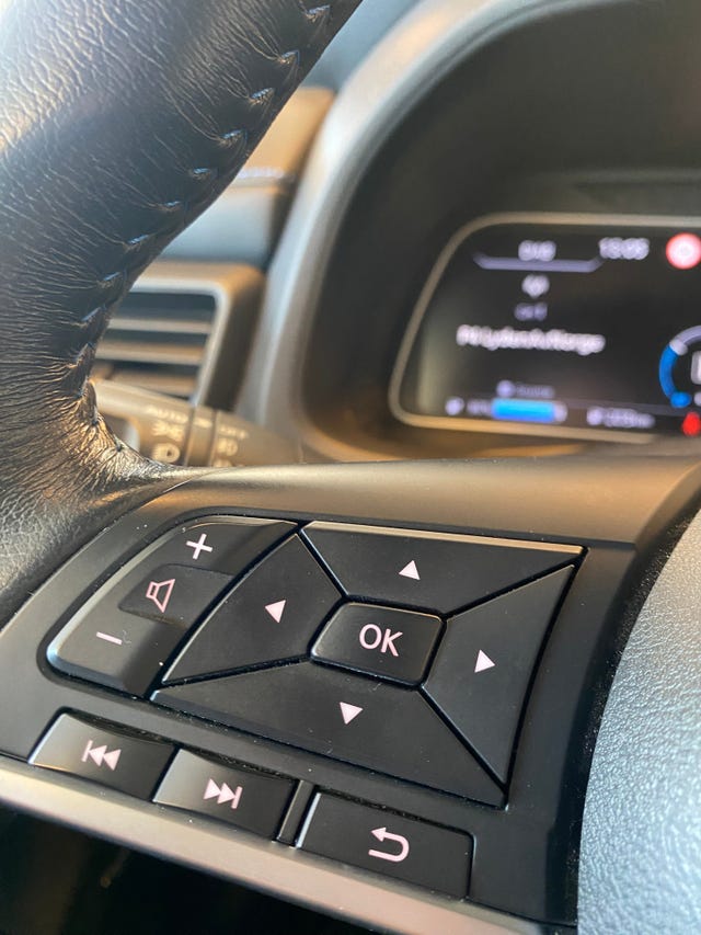 2020 NISSAN LEAF - 18