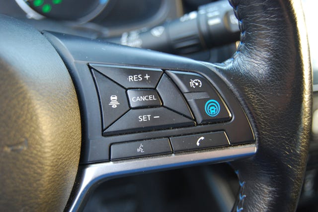 2020 NISSAN LEAF - 33