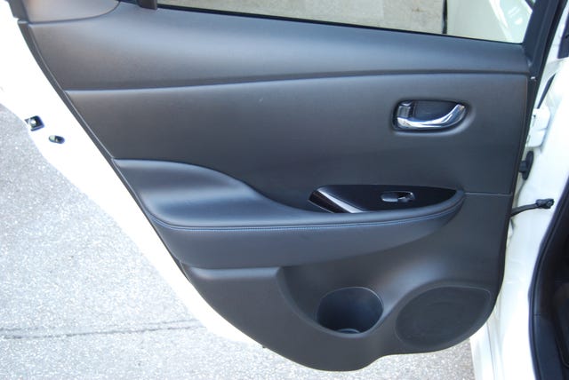 2020 NISSAN LEAF - 8