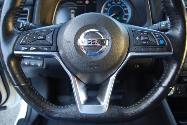2020 NISSAN LEAF - 31