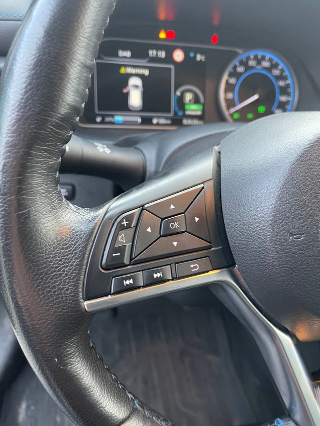 2018 NISSAN LEAF - 8