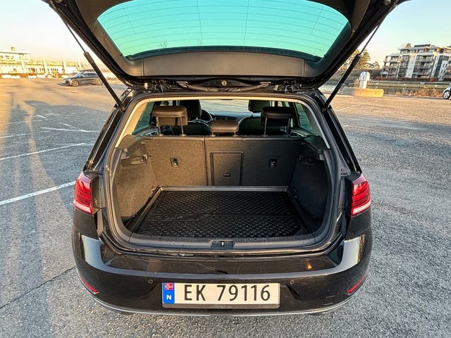 2018 VOLKSWAGEN GOLF - 16