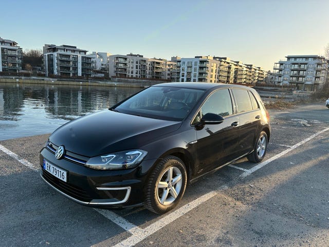 WVWZZZAUZJ8905659 2018 VOLKSWAGEN GOLF-3
