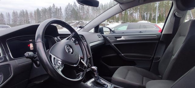 WVWZZZAUZJW900806 2018 VOLKSWAGEN GOLF-5