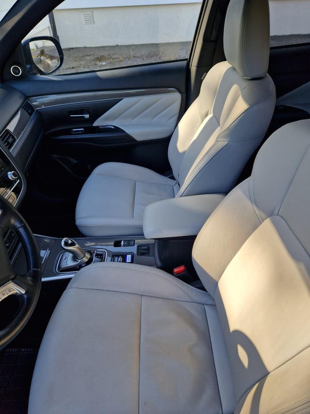 2020 MITSUBISHI OUTLANDER - 14