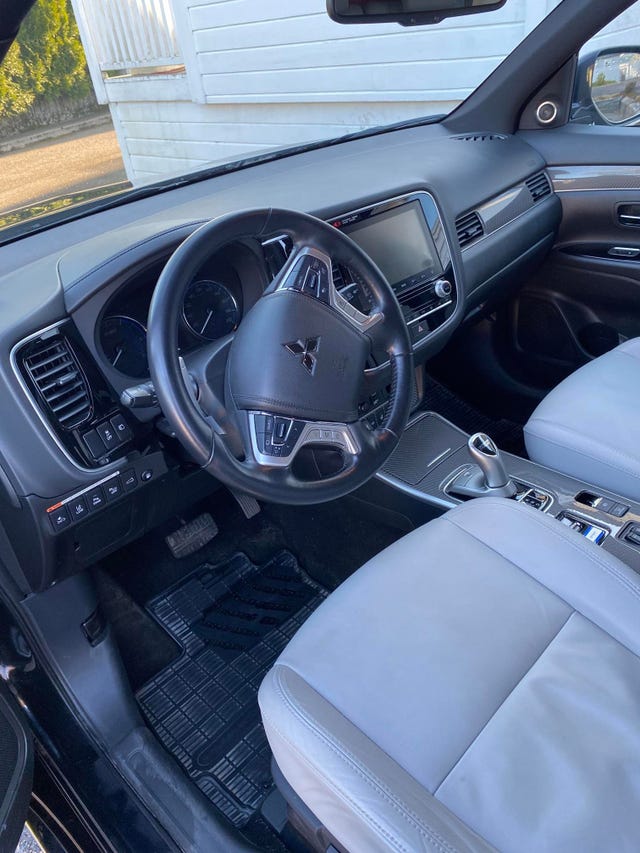 2020 MITSUBISHI OUTLANDER - 31