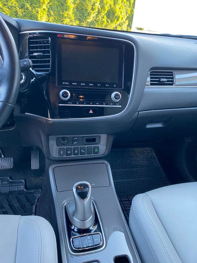 2020 MITSUBISHI OUTLANDER - 32