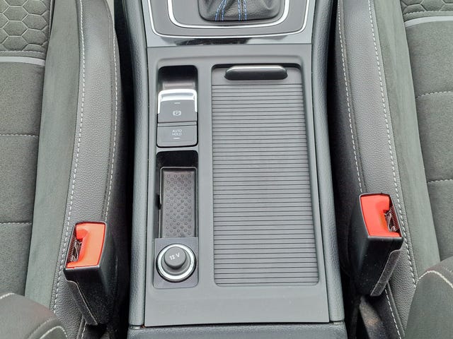 2018 VOLKSWAGEN GOLF - 58