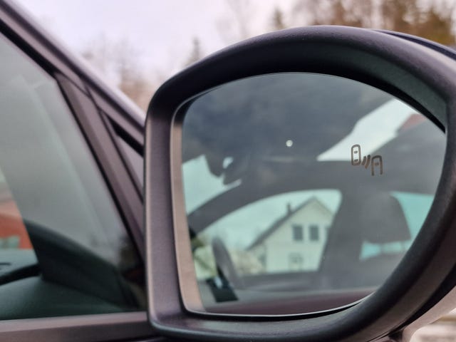 2018 VOLKSWAGEN GOLF - 36