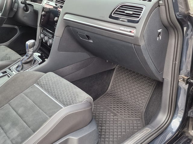 2018 VOLKSWAGEN GOLF - 42