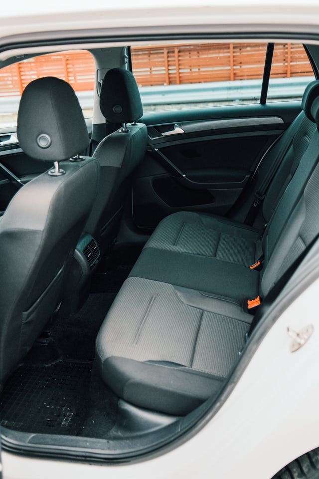 2018 VOLKSWAGEN GOLF - 18