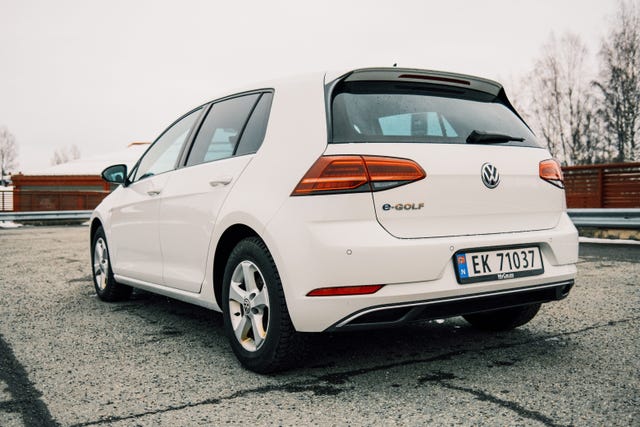 2018 VOLKSWAGEN GOLF - 9