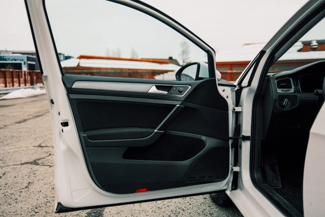 2018 VOLKSWAGEN GOLF - 21