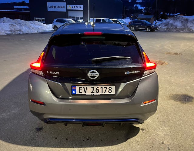 2018 NISSAN LEAF - 9