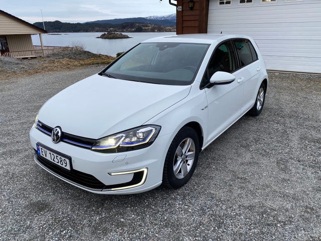 WVWZZZAUZJ8909935 2018 VOLKSWAGEN GOLF-0