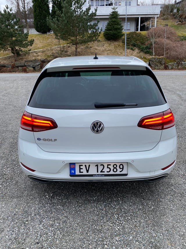 WVWZZZAUZJ8909935 2018 VOLKSWAGEN GOLF-3