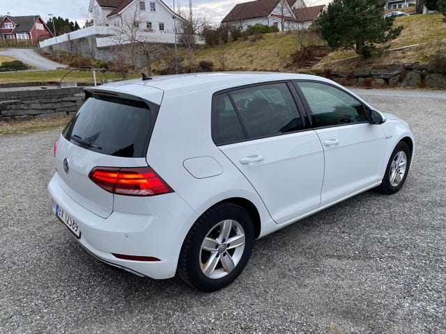WVWZZZAUZJ8909935 2018 VOLKSWAGEN GOLF-4
