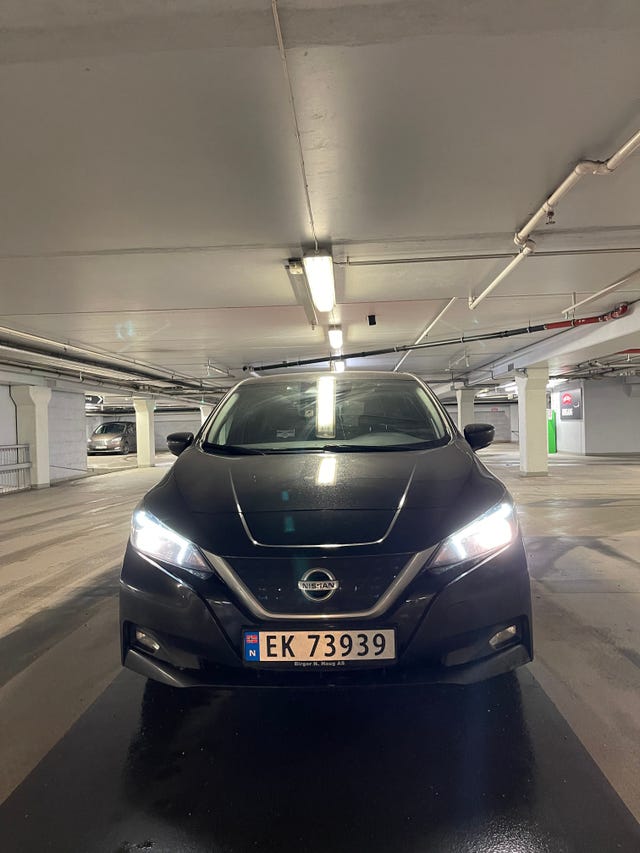 2018 NISSAN LEAF - 8