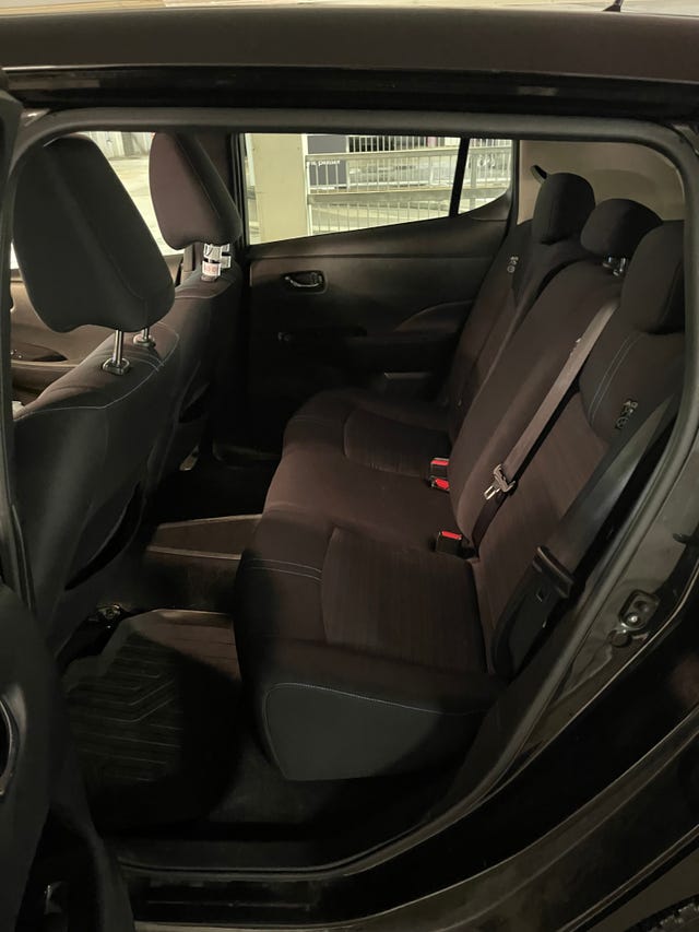 2018 NISSAN LEAF - 17