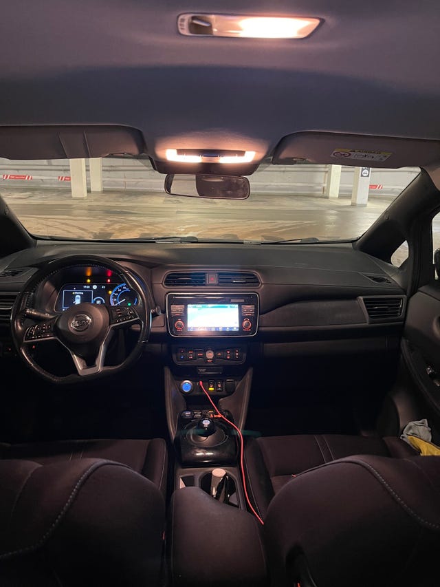 2018 NISSAN LEAF - 10