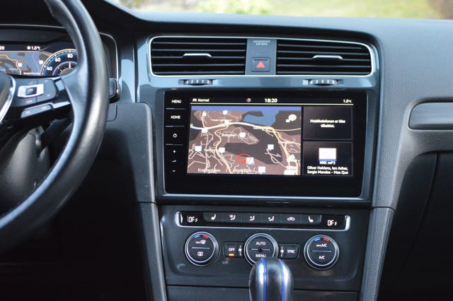 2019 VOLKSWAGEN GOLF - 21