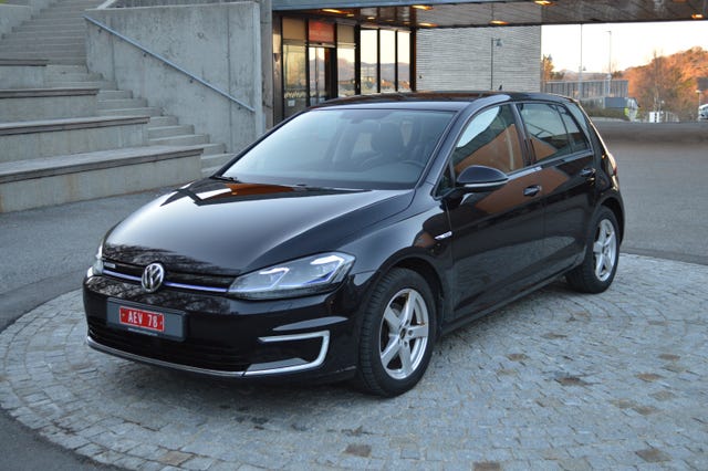 WVWZZZAUZK8901353 2019 VOLKSWAGEN GOLF-1