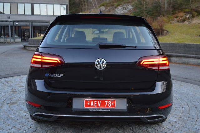 2019 VOLKSWAGEN GOLF - 14
