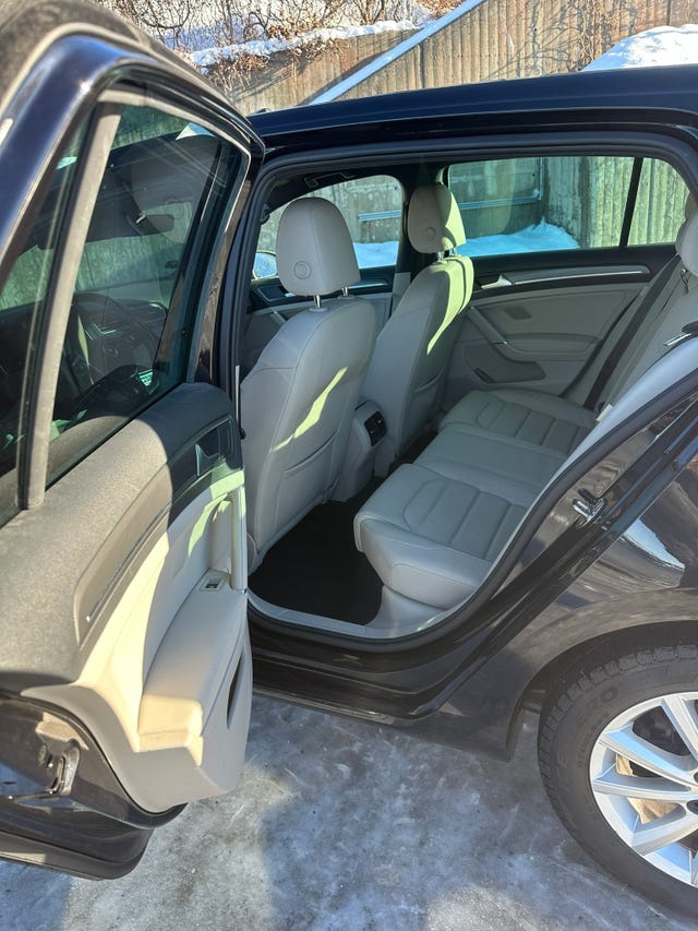 WVWZZZAUZKW912360 2019 VOLKSWAGEN GOLF-2