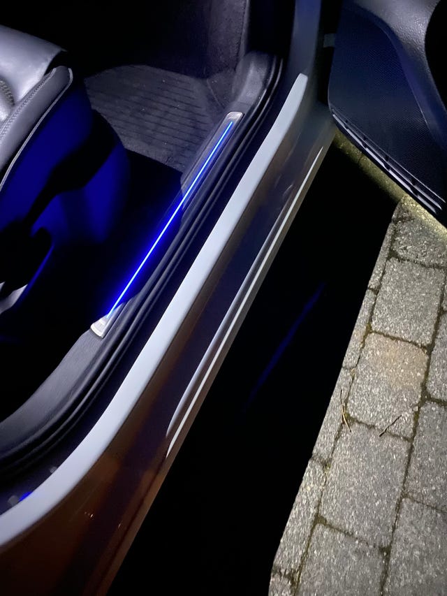 2018 VOLKSWAGEN GOLF - 8