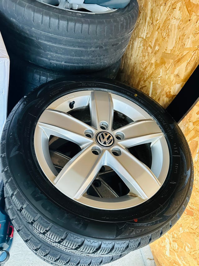 2018 VOLKSWAGEN GOLF - 32