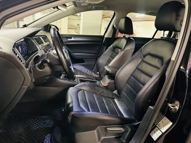 2018 VOLKSWAGEN GOLF - 25
