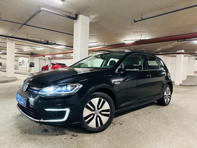 WVWZZZAUZJW903771 2018 VOLKSWAGEN GOLF-5