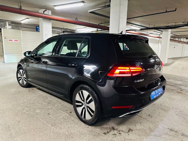 2018 VOLKSWAGEN GOLF - 9