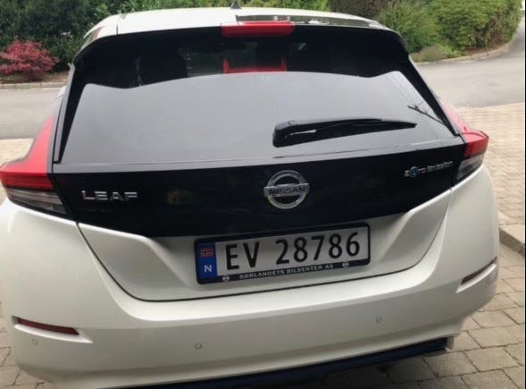 SJNFAAZE1U0036121 2018 NISSAN LEAF-2