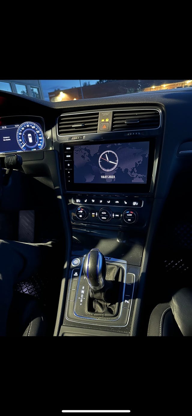 2019 VOLKSWAGEN GOLF - 12