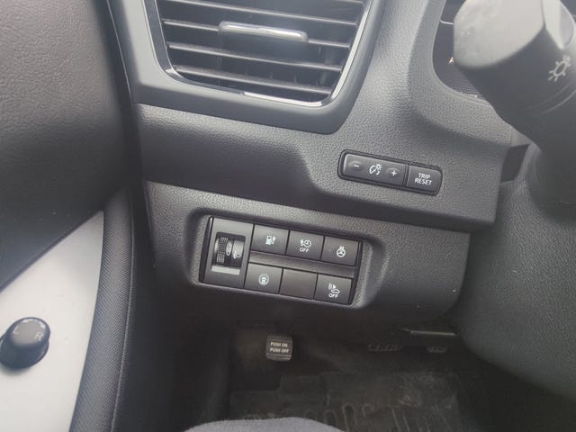 2018 NISSAN LEAF - 13