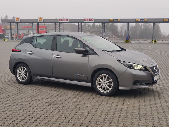 SJNFAAZE1U0016712 2018 NISSAN LEAF-0
