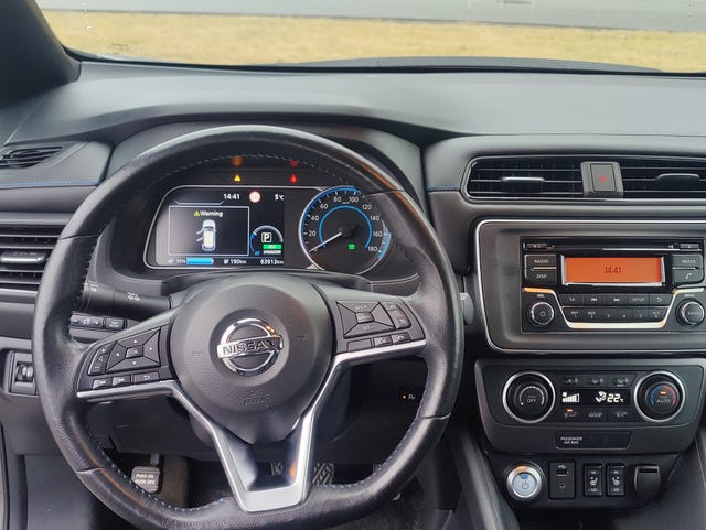 2018 NISSAN LEAF - 10