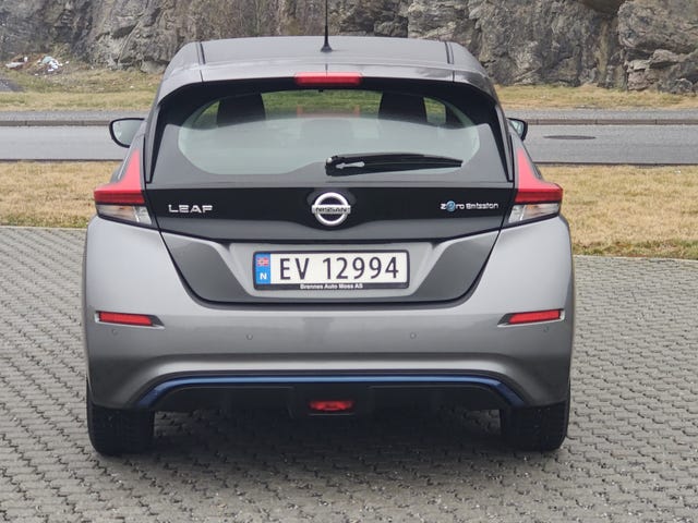 SJNFAAZE1U0016712 2018 NISSAN LEAF-3