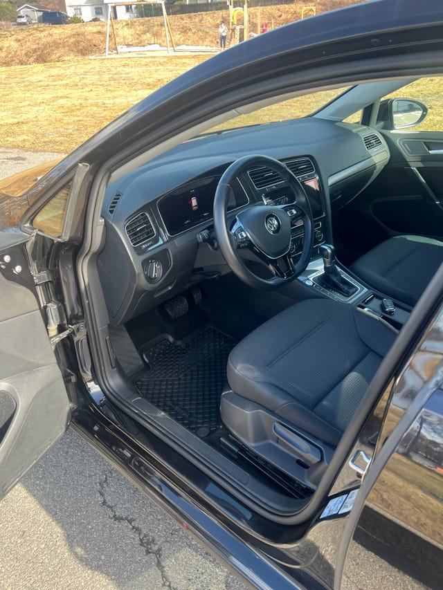 2019 VOLKSWAGEN GOLF - 14