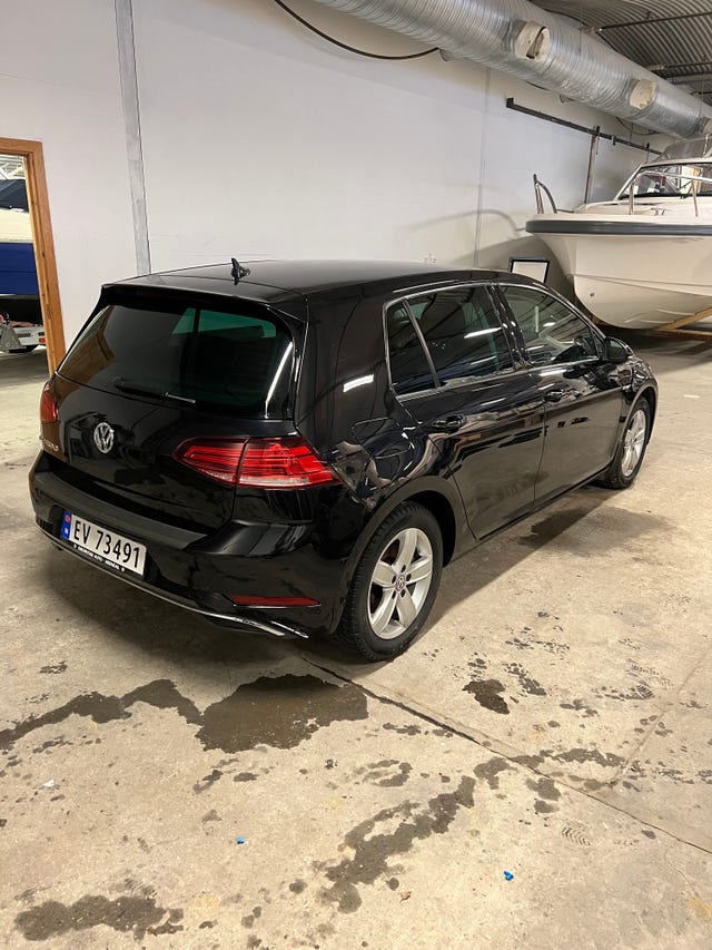 WVWZZZAUZKW915647 2019 VOLKSWAGEN GOLF-2