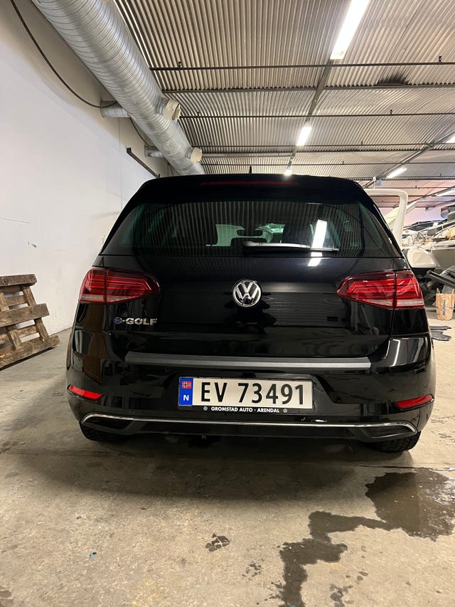 WVWZZZAUZKW915647 2019 VOLKSWAGEN GOLF-3