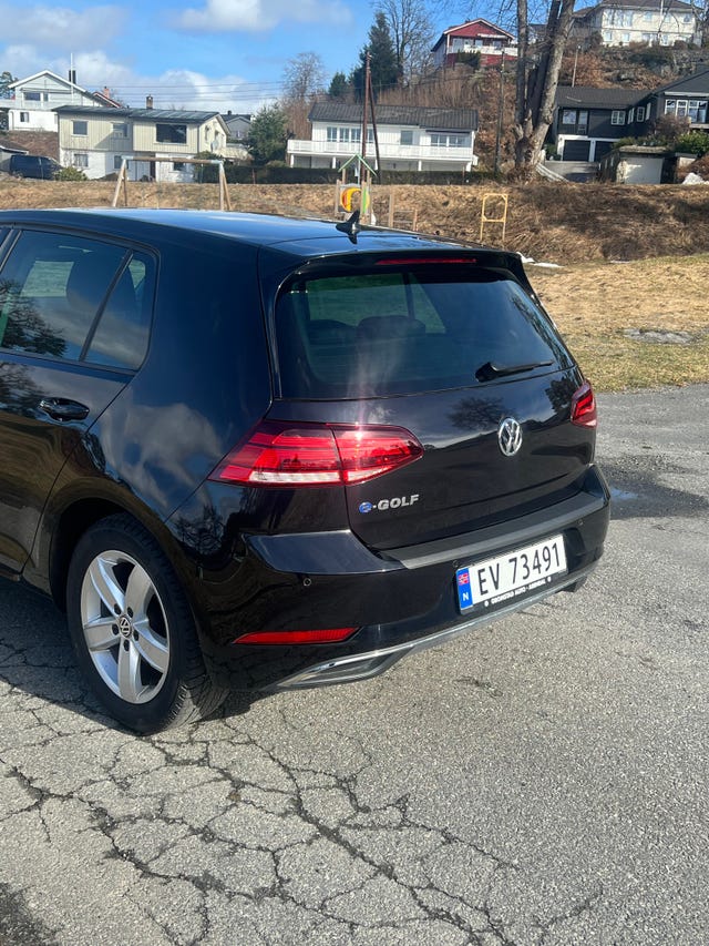 2019 VOLKSWAGEN GOLF - 9